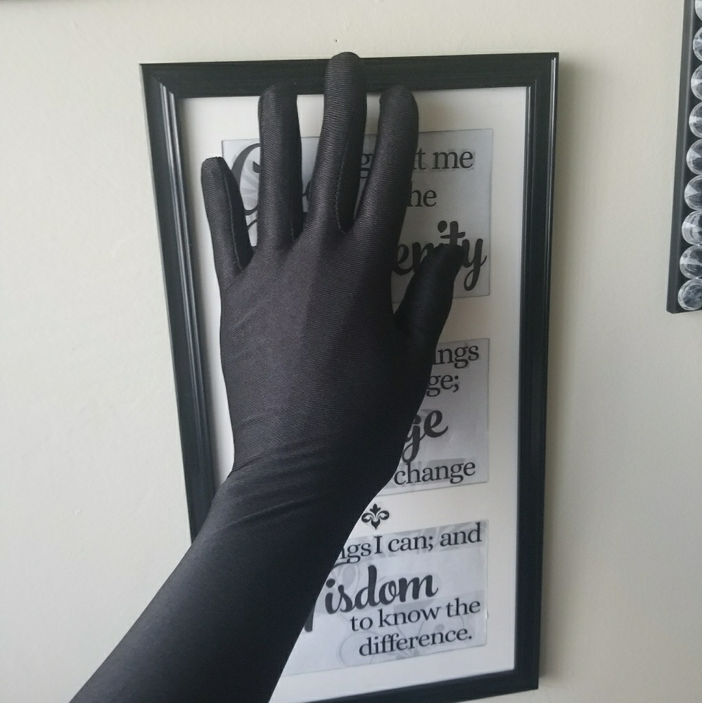 Long gloves